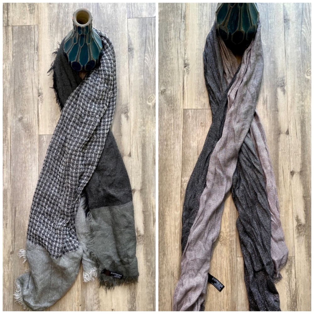 FINAL SALE HP!! 🎉🎉 EUC Express Grey Scarf Bundle of Two.